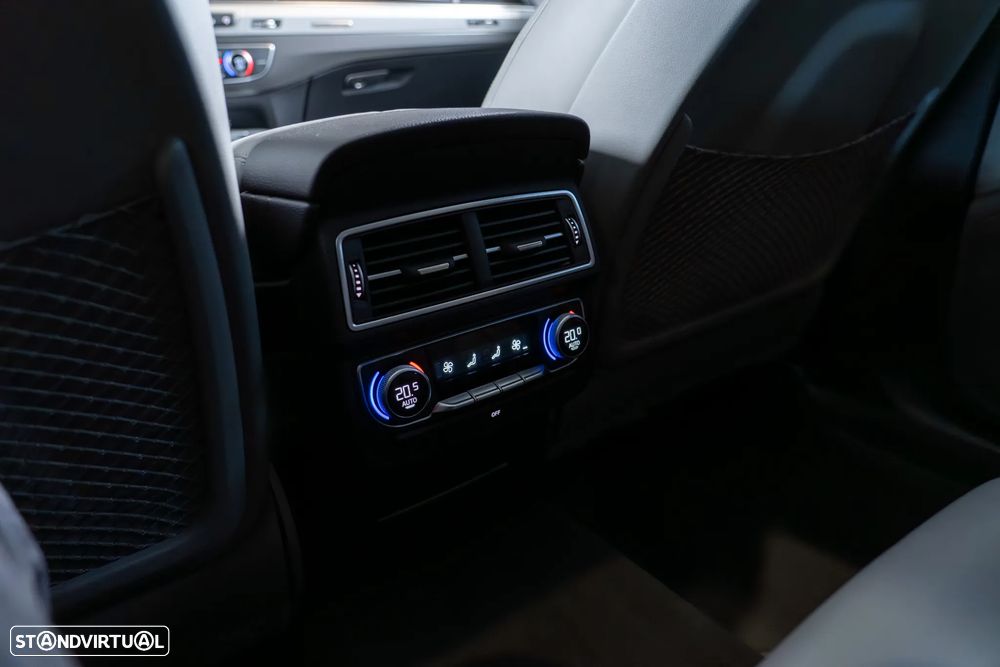 Audi Q7 3.0 TDI quattro S-line Tiptronic 7L - 28