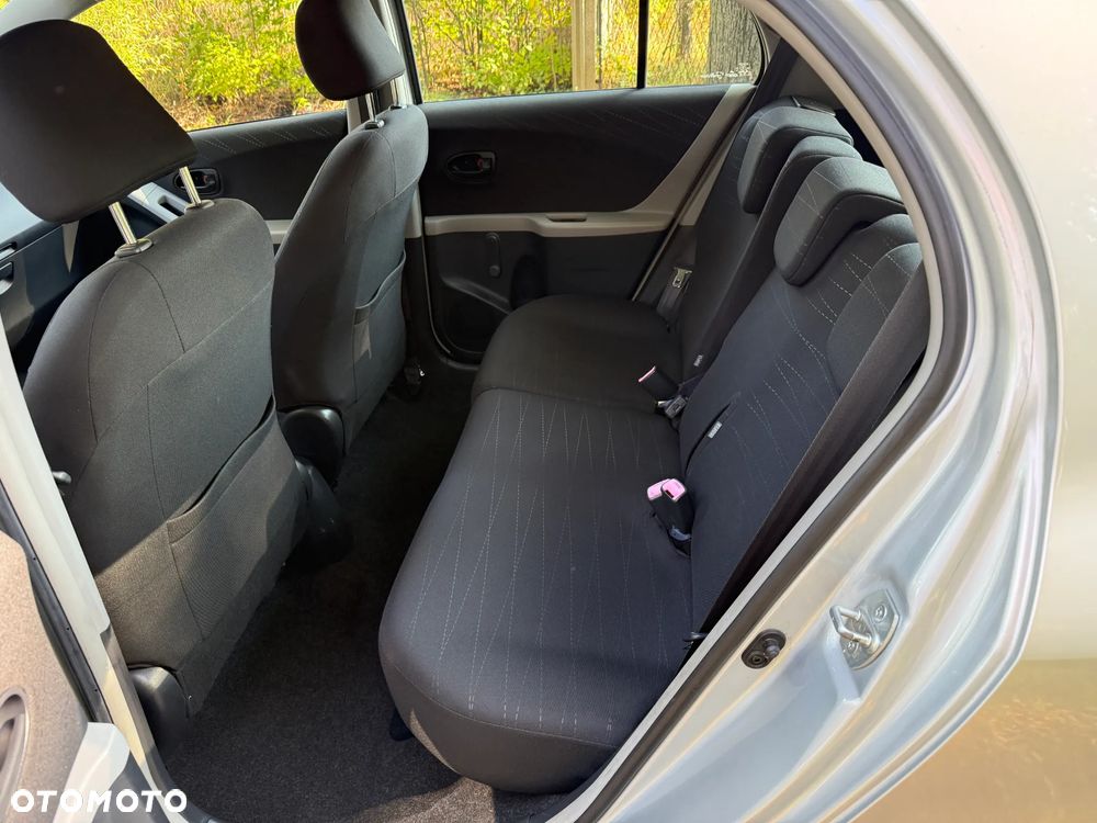 Toyota Yaris 1.0 Sol - 15