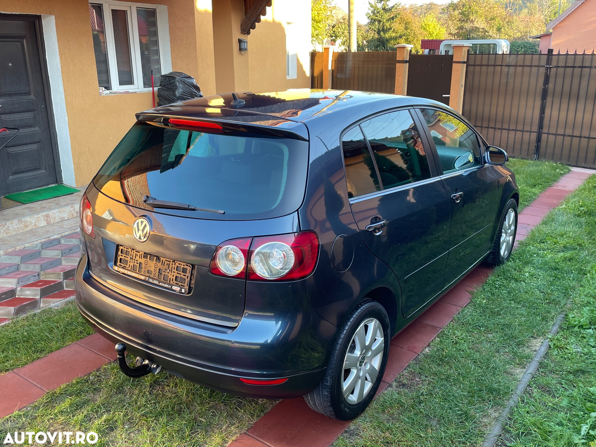 Volkswagen Golf Plus 1.9 TDI Comfortline - 3