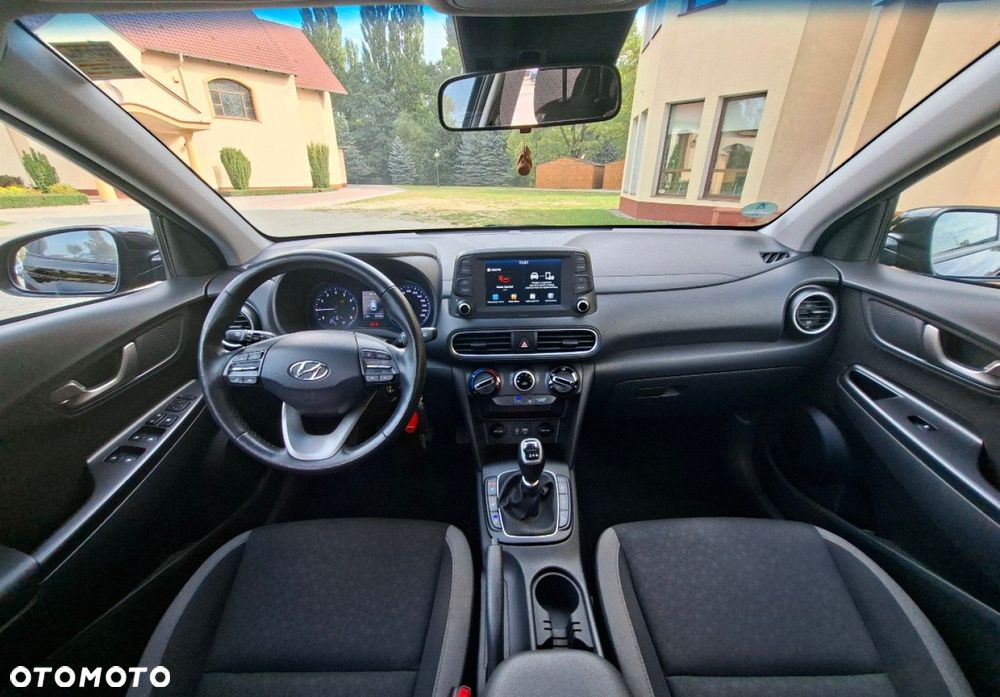 Hyundai Kona - 23