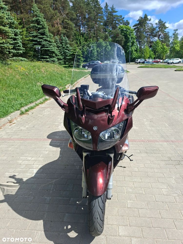 Yamaha FJR - 2
