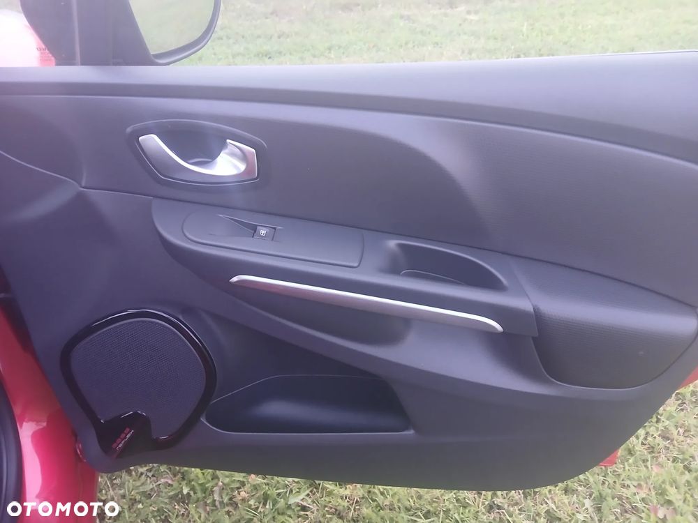 Renault Clio 1.2 Energy TCe Limited EDC EU6 - 29