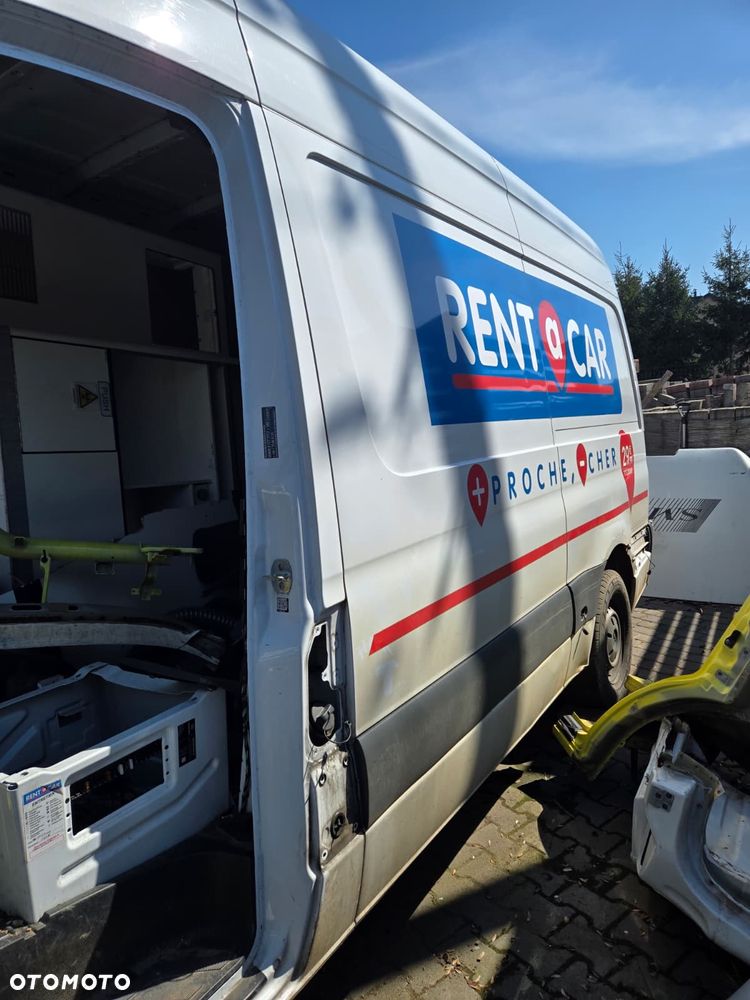 Mercedes-Benz SPRINTER - 2