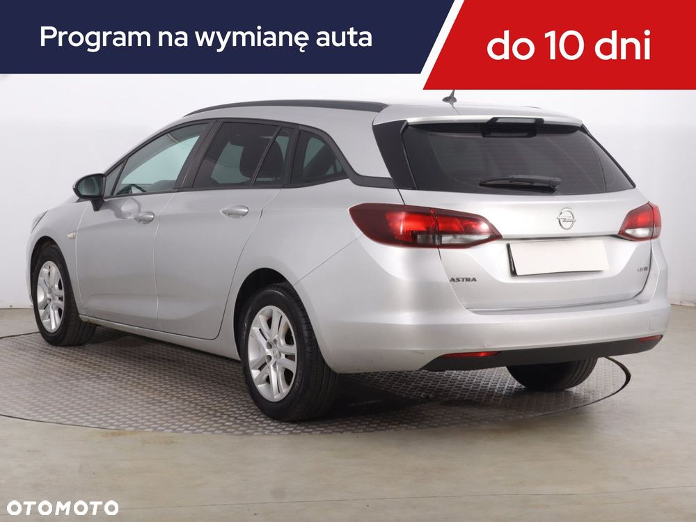 Opel Astra - 6