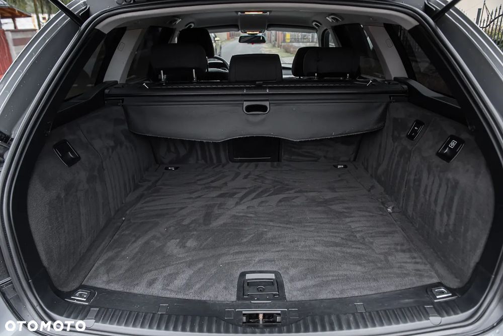 BMW Seria 5 525i - 7