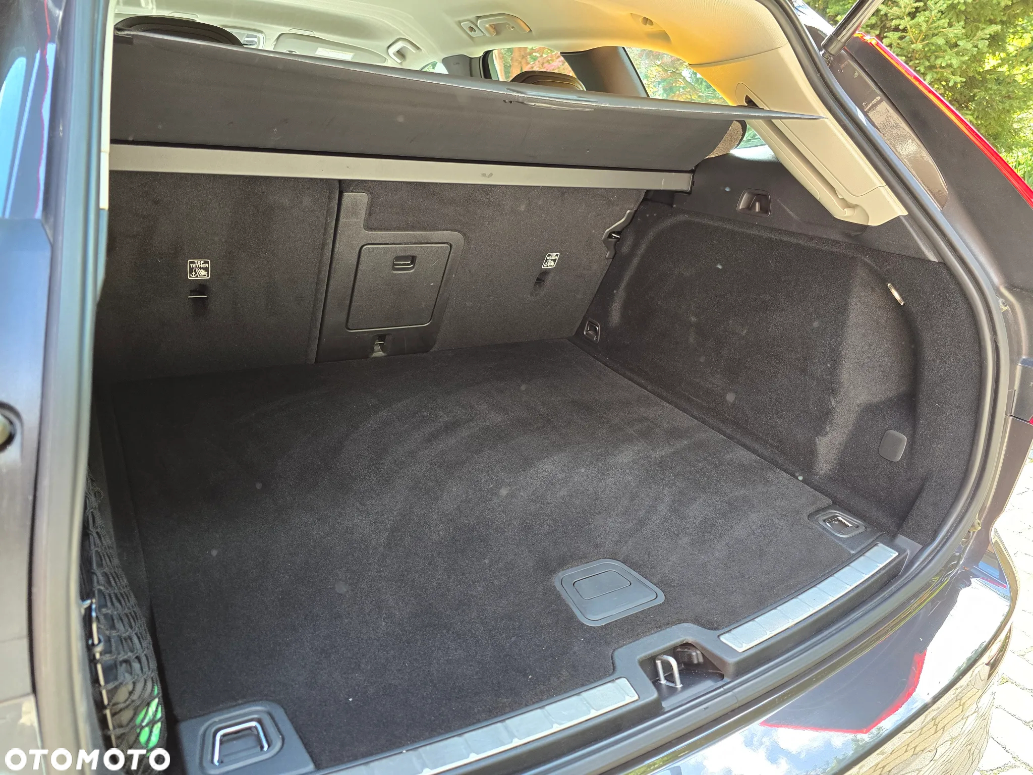 Volvo XC 60 D4 Momentum Pro - 11