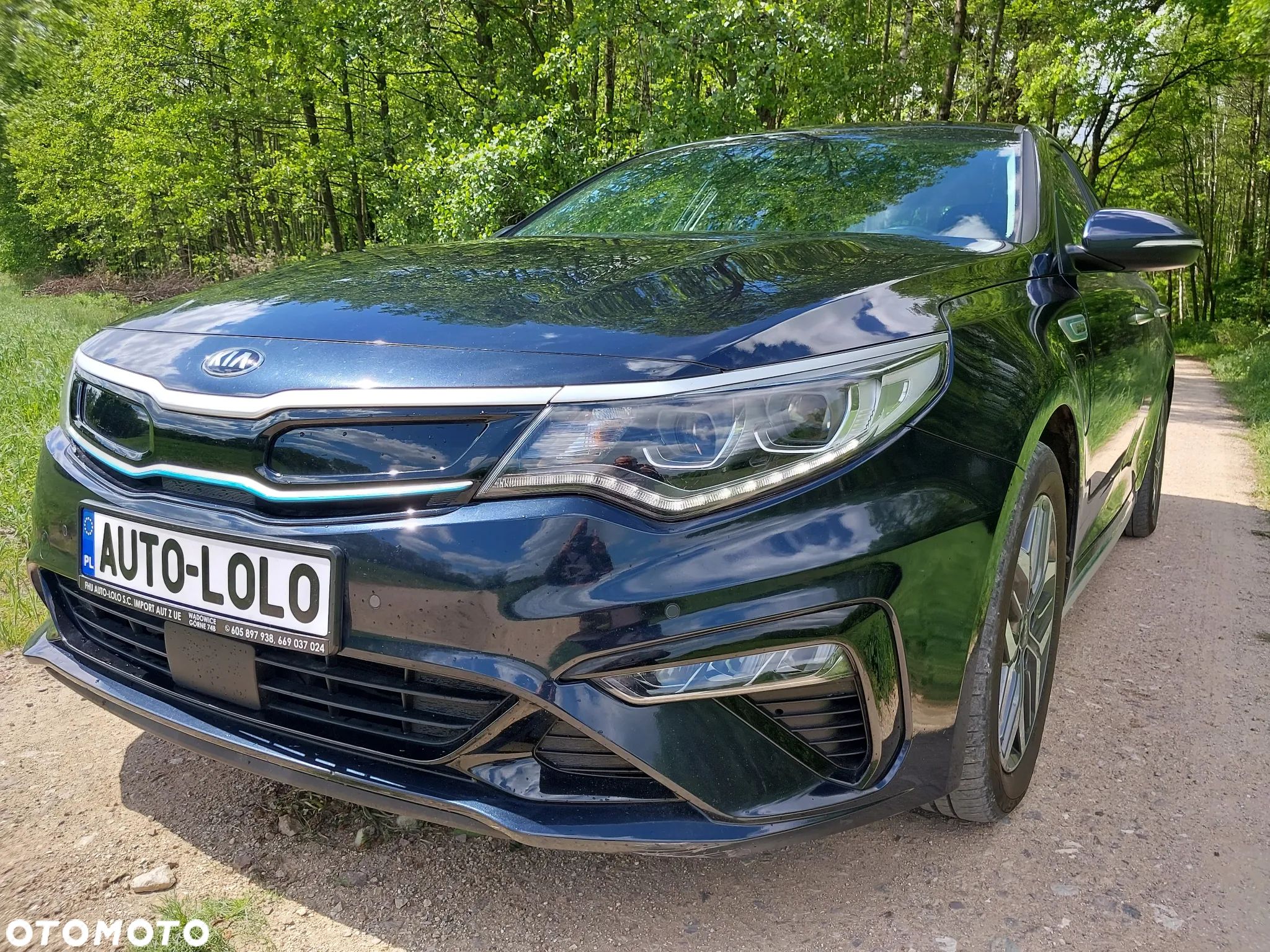 Kia Optima Plug-in Hybrid - 1