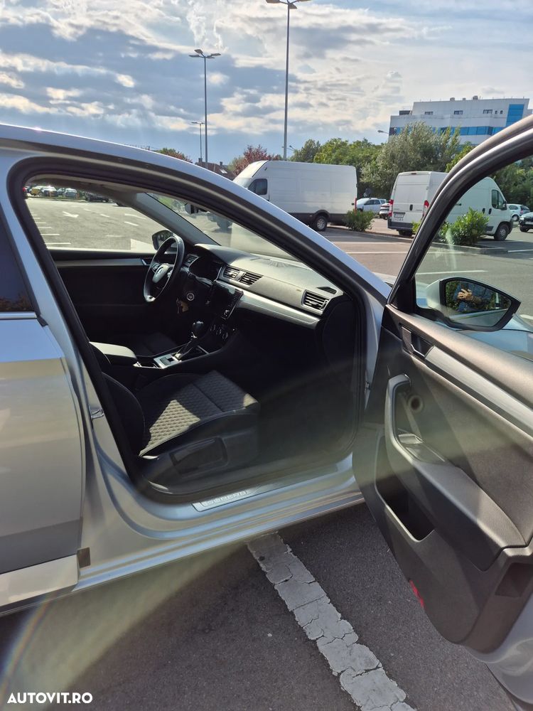 Skoda Superb 1.5 TSI DSG Ambition - 10