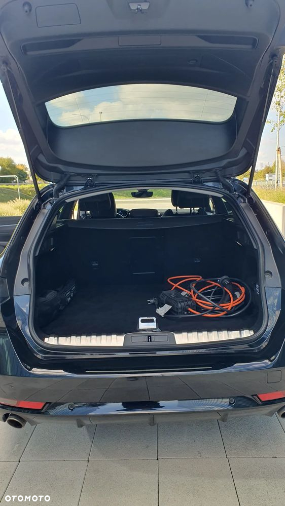 Peugeot 508 SW Plug-In Hybrid 225 e-EAT8 Allure - 11