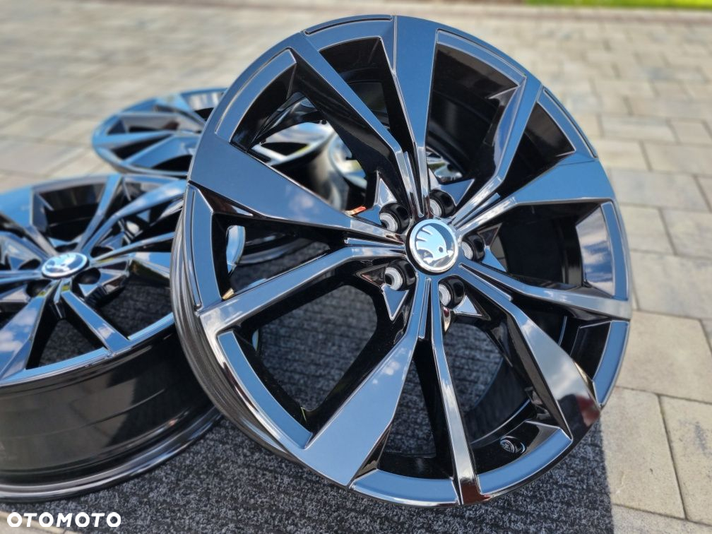 Skoda Kamiq 18 " Felgi aluminiowe nowe 5x100 Rapid Fabia Czarne - 3