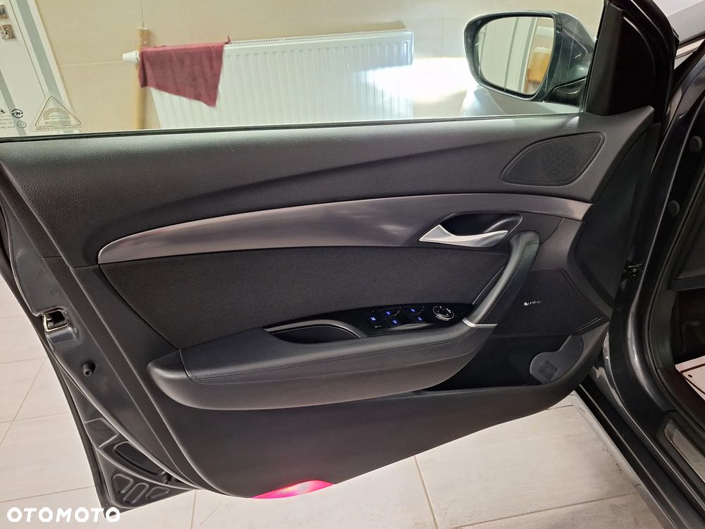 Hyundai i40 i40cw 1.6 Fifa World Cup Edition - 17