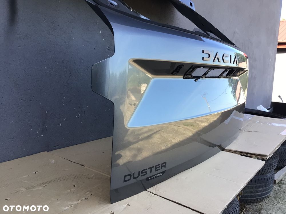 Klapa tylna bagażnika Dacia Duster lll 3 - 5