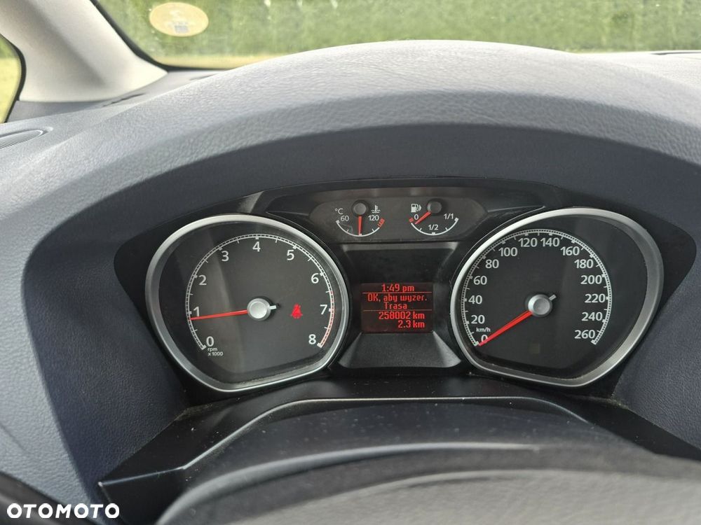 Ford Galaxy - 32