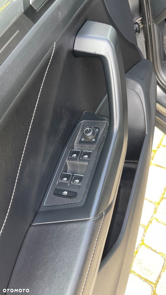 Volkswagen T-Roc 1.5 TSI Style DSG - 19