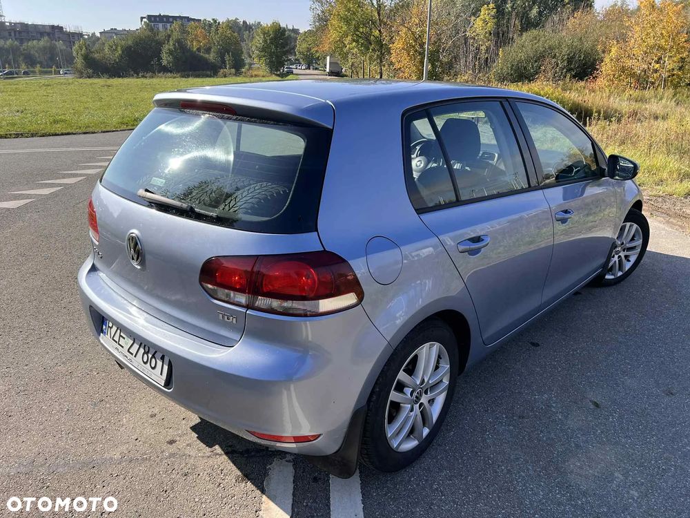 Volkswagen Golf VI 2.0 TDI Trendline - 14