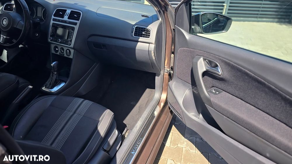 Volkswagen Polo 1.4 DSG Highline - 16