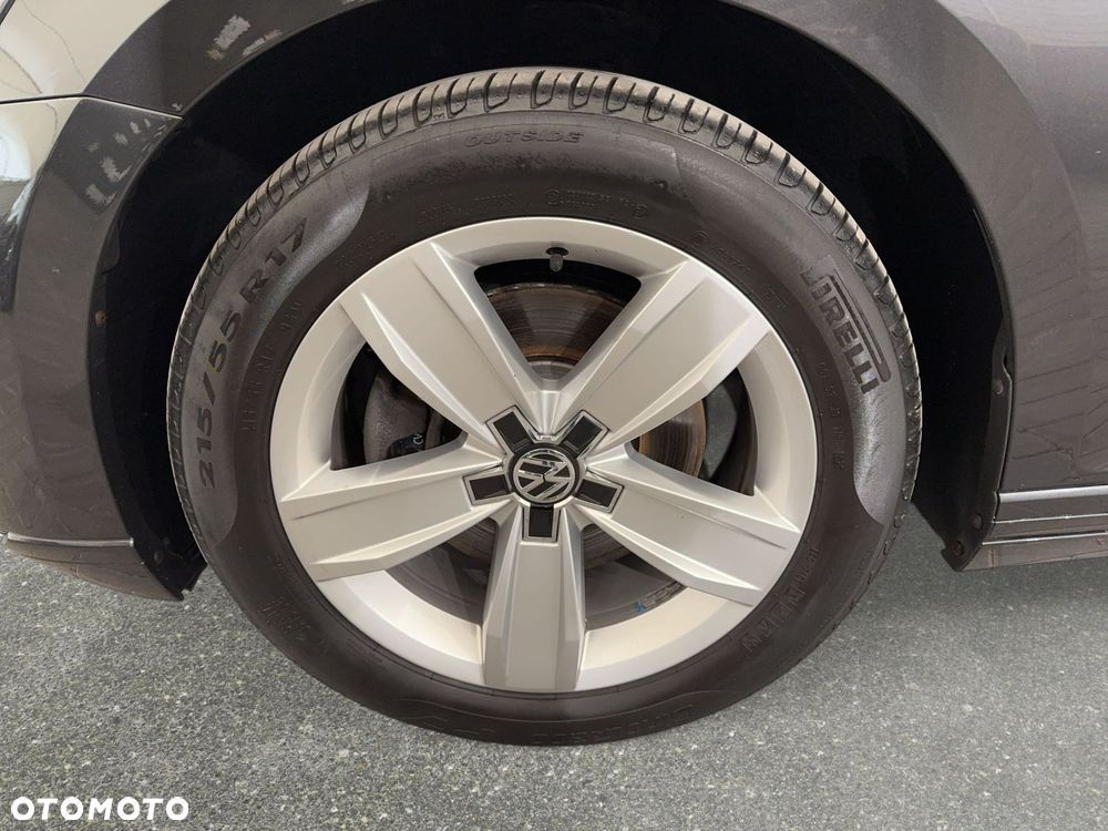 Volkswagen Passat Variant - 10