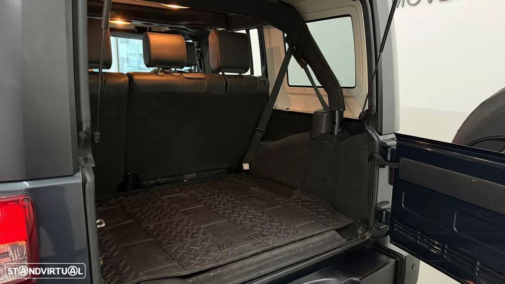 Jeep Wrangler Unlimited 2.8 CRD MTX Rubicon - 15