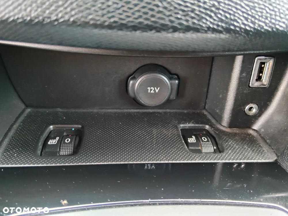 Peugeot 308 1.6 BlueHDi Active S&S - 28
