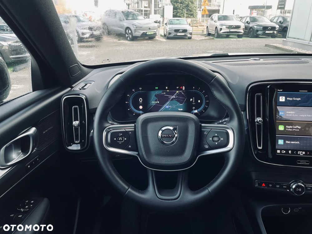 Volvo XC 40 B3 Plus Dark - 9