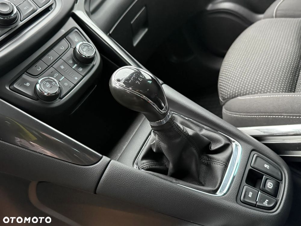 Opel Zafira Tourer 2.0 CDTI ecoFLEX Start/Stop Business Innovation - 29