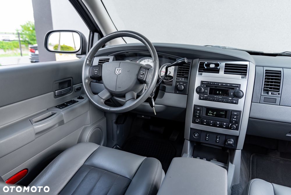 Dodge Durango - 24