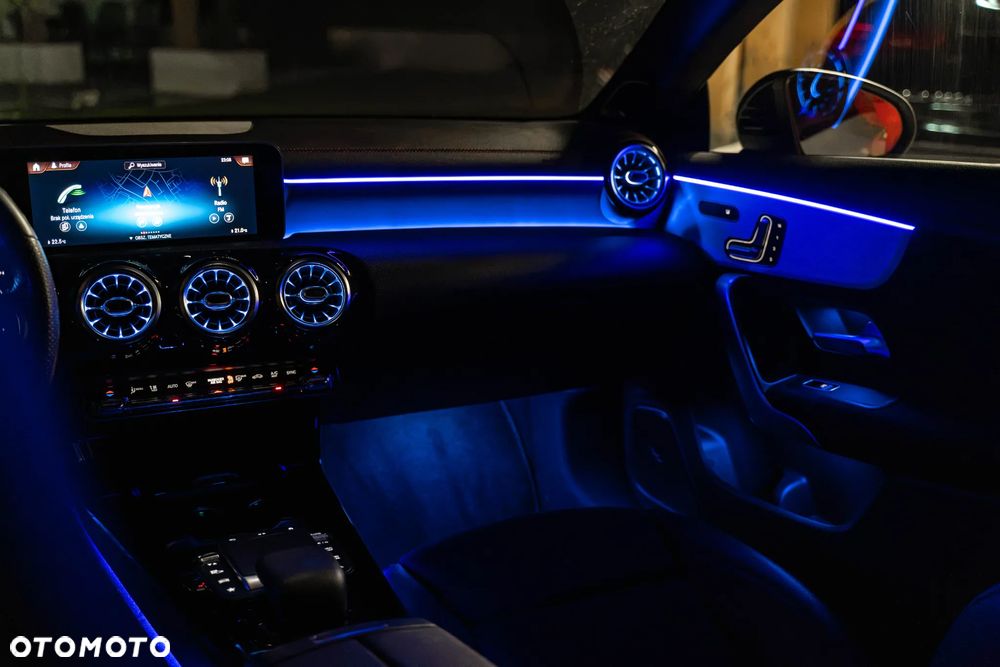 Mercedes-Benz CLA 220 d 4-Matic AMG Line 8G-DCT - 16