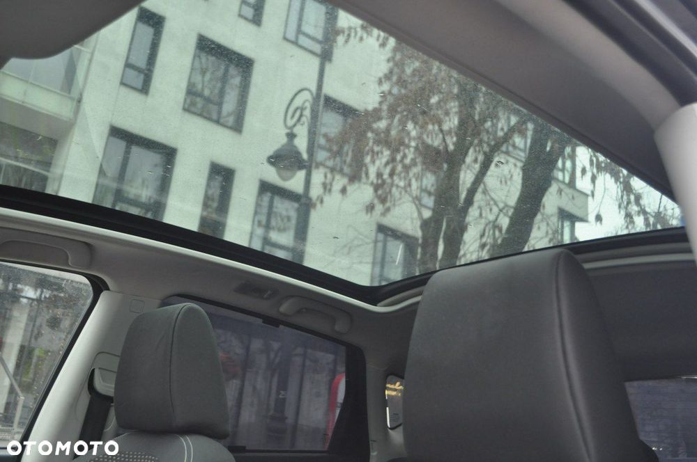 Nissan Qashqai 2.0 dCi 4 x 4 DPF tekna - 16