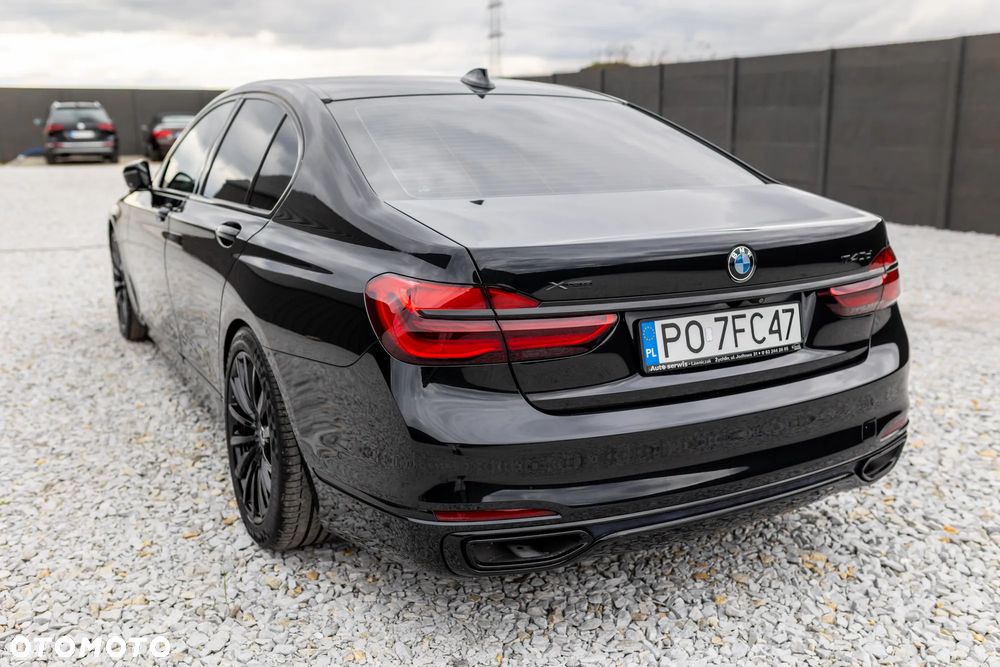 BMW Seria 7 740d xDrive - 15