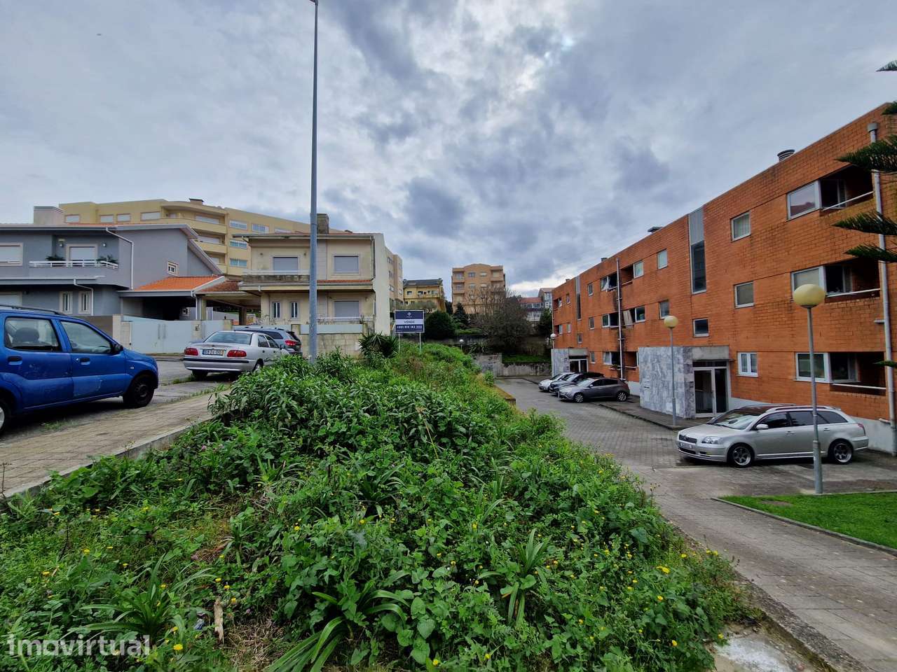 Terreno Exclusivo com Licença de Construção - Baguim do Monte - Grande imagem: 3/6