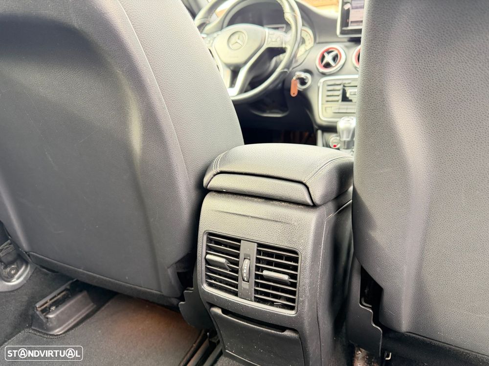 Mercedes-Benz A 200 CDI (BlueEFFICIENCY) Style - 34