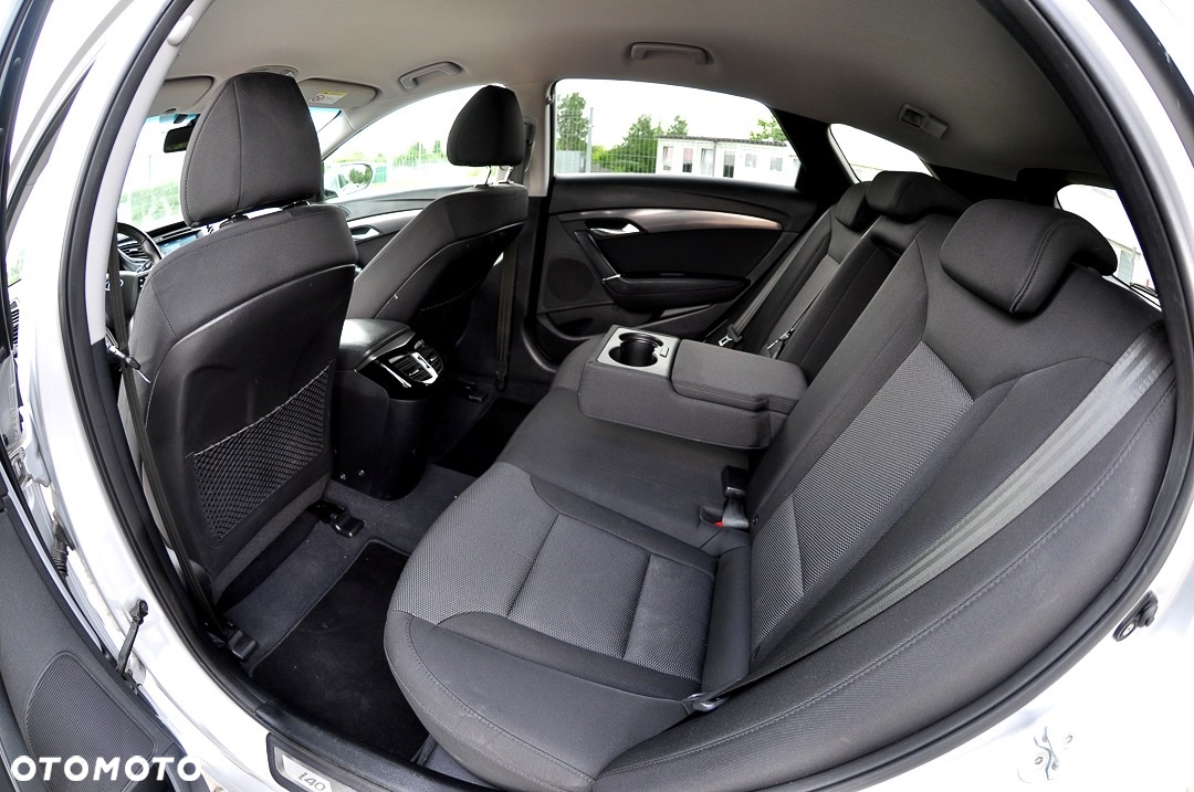 Hyundai i40 1.7 CRDi BlueDrive Business - 17