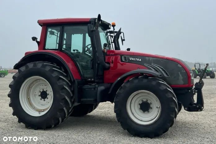 Valtra T152 - 1