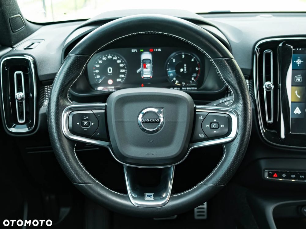 Volvo XC 40 D4 AWD Geartronic R-Design - 18