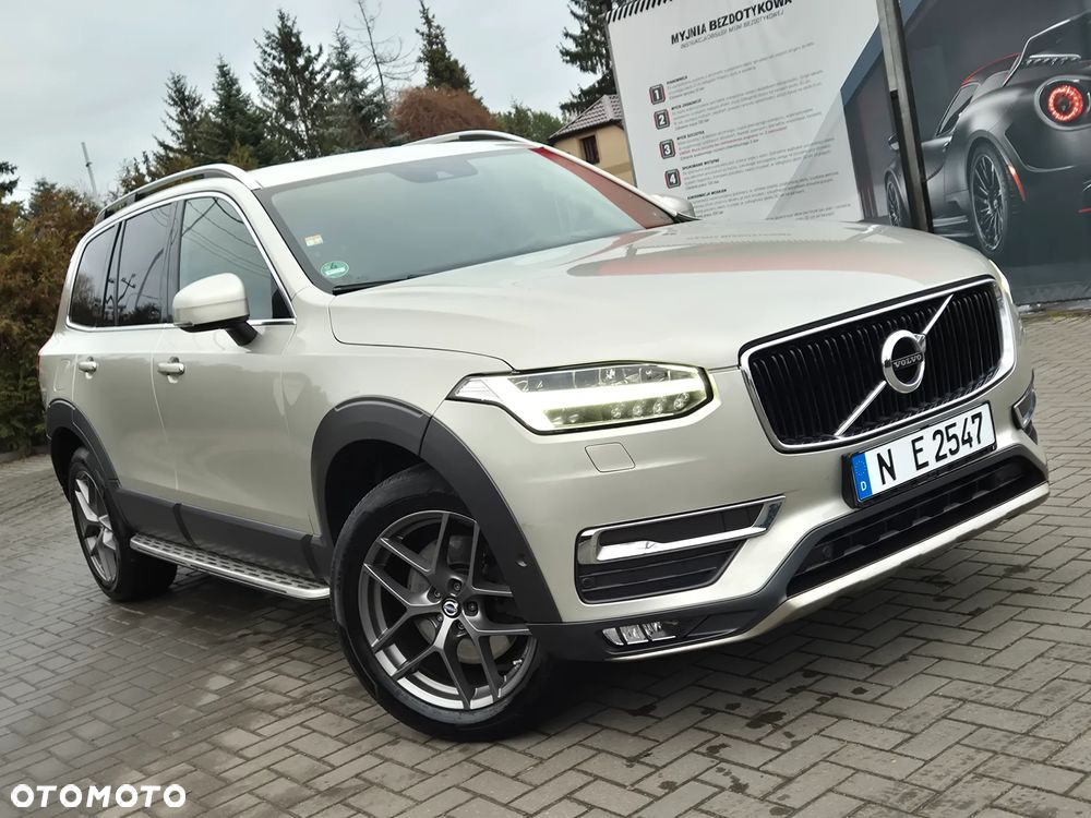 Volvo XC 90 D5 AWD Geartronic Momentum - 16