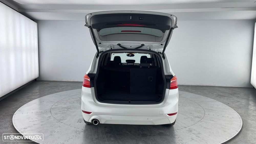 BMW 216 Gran Tourer i 7L Advantage - 7