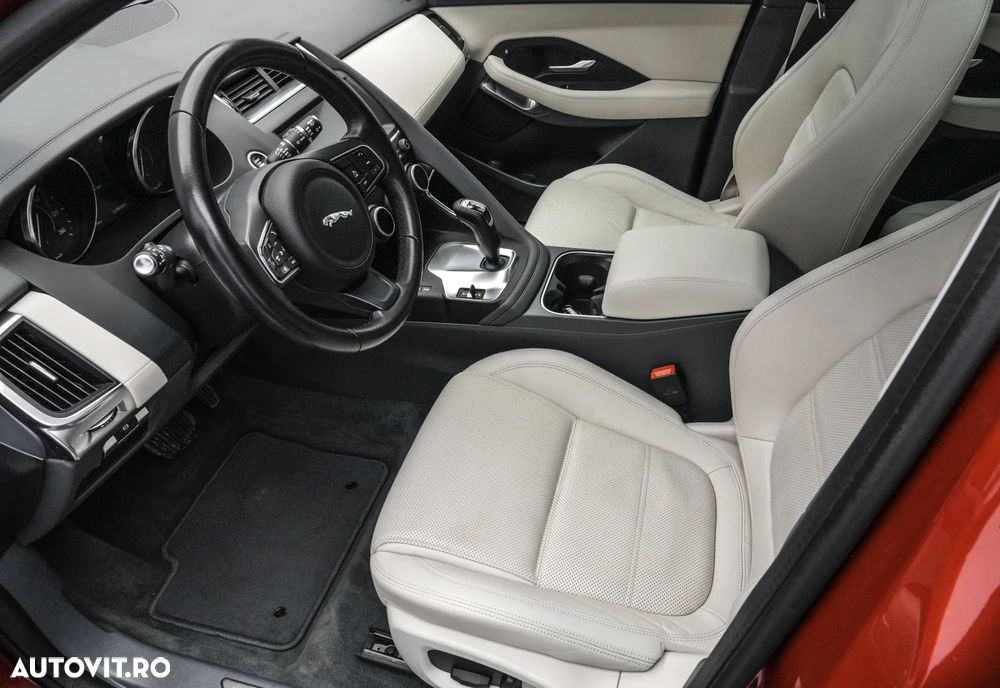 Jaguar E-Pace D150 AWD R-Dynamic S - 12