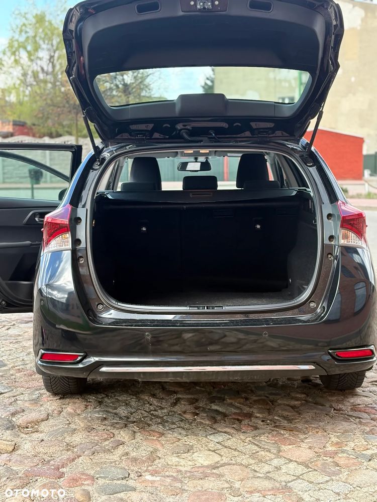 Toyota Auris 1.4 D-4D Premium Comfort - 7