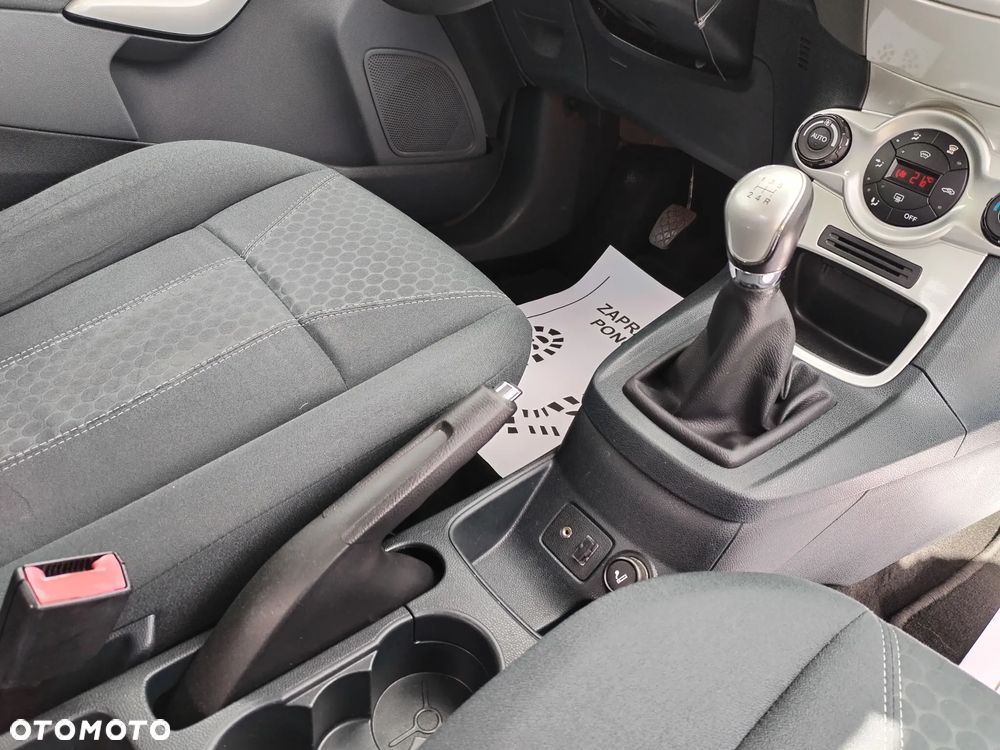 Ford Fiesta - 17