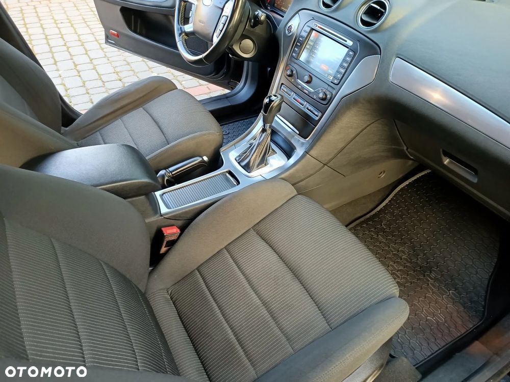 Ford Mondeo 2.0 TDCI Business Edition - 14