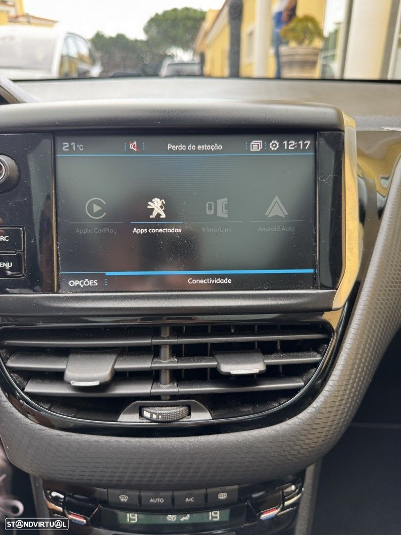Peugeot 2008 1.2 PureTech Crossway EAT6 - 23