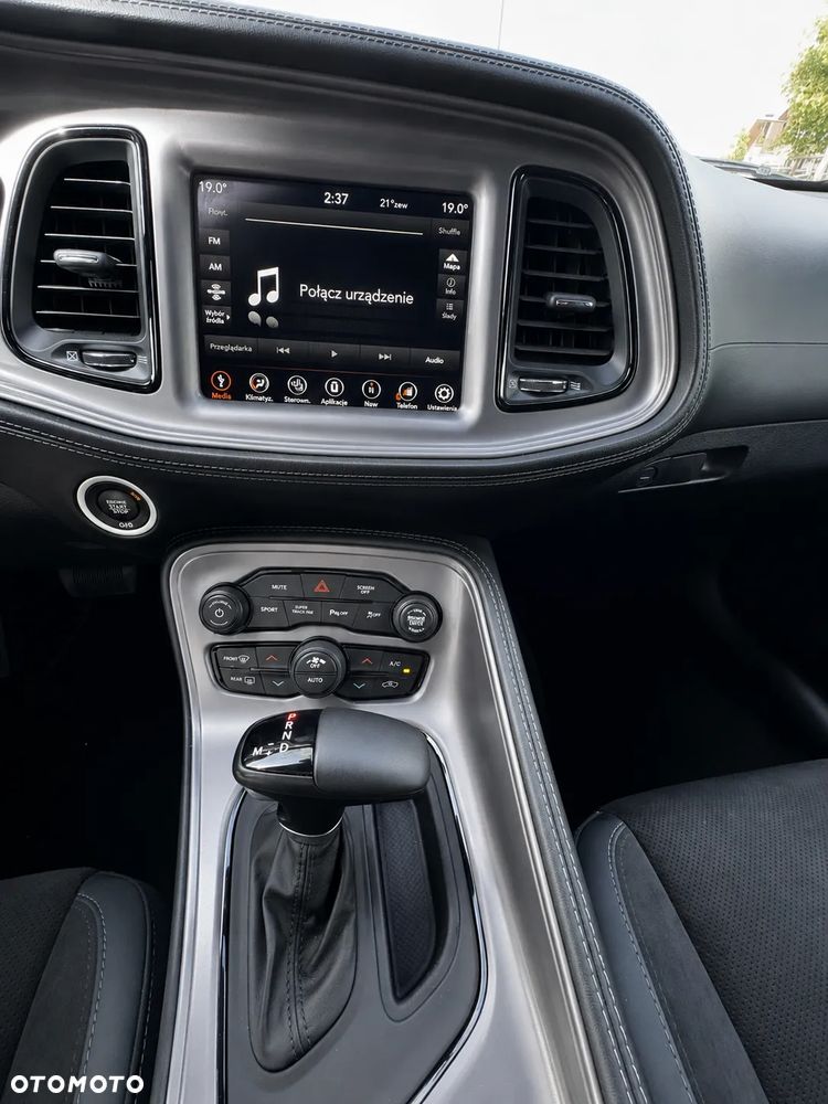 Dodge Challenger 3.6 GT AWD - 22