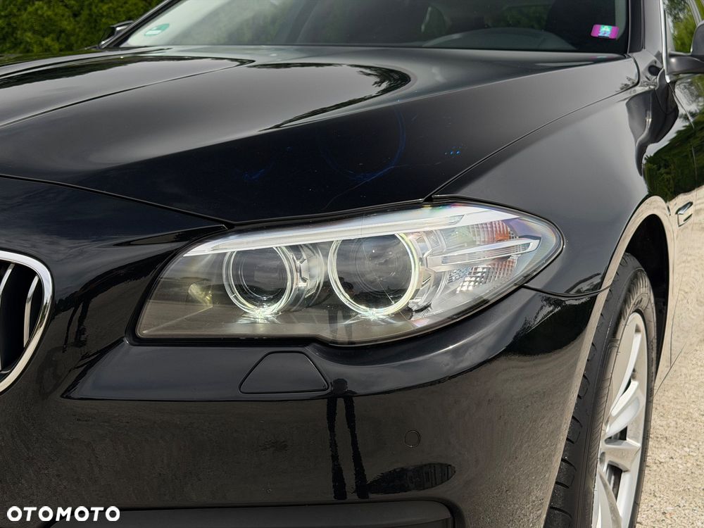 BMW Seria 5 520d - 32