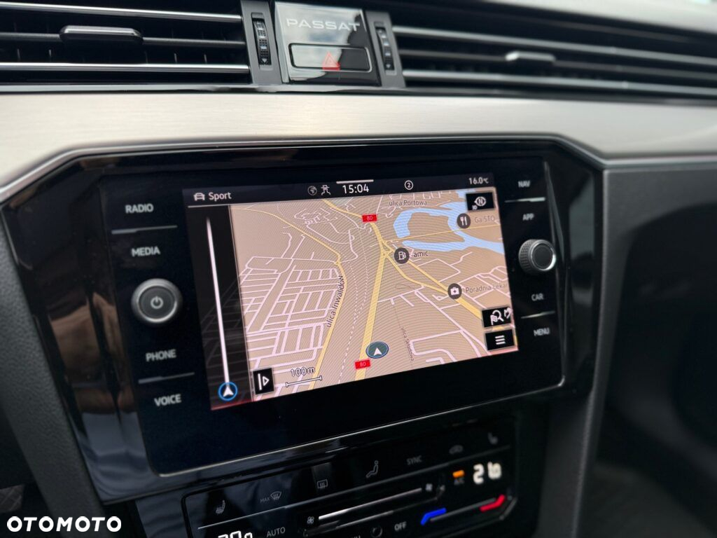 Volkswagen Passat 2.0 TDI EVO Elegance DSG - 28