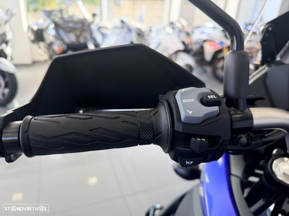 Suzuki DL 650XT - 10