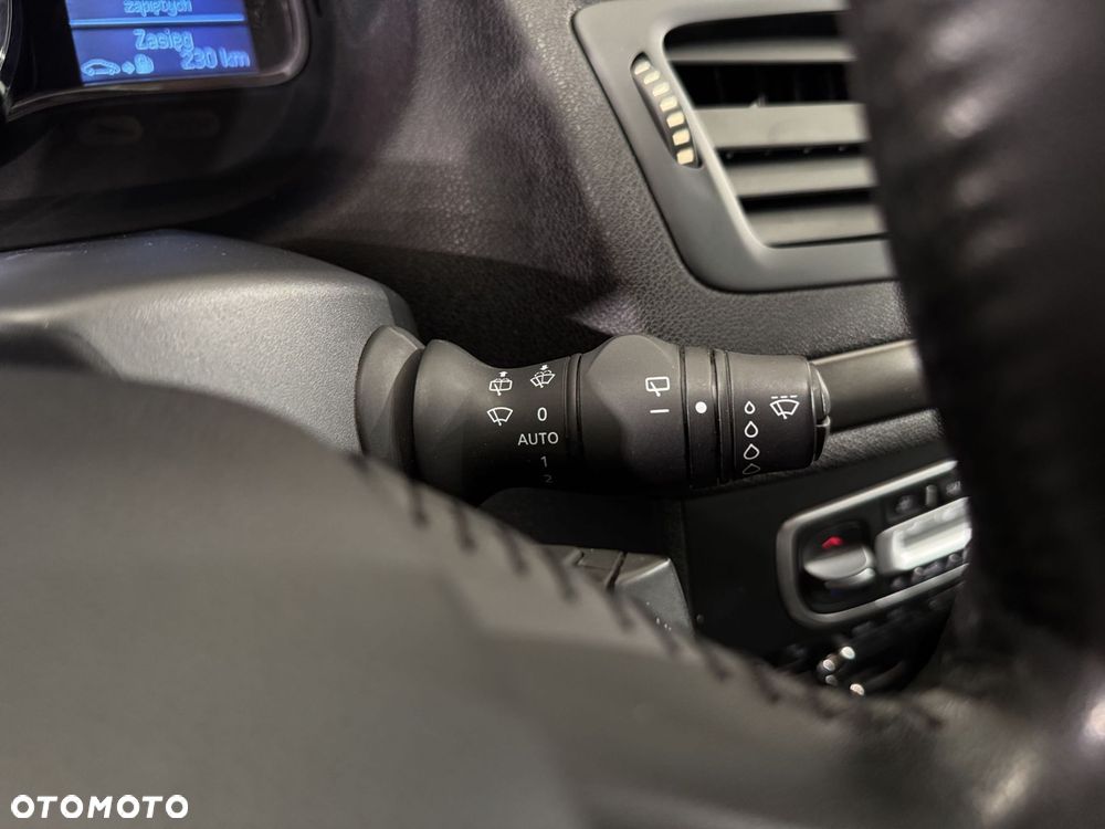 Renault Megane - 18