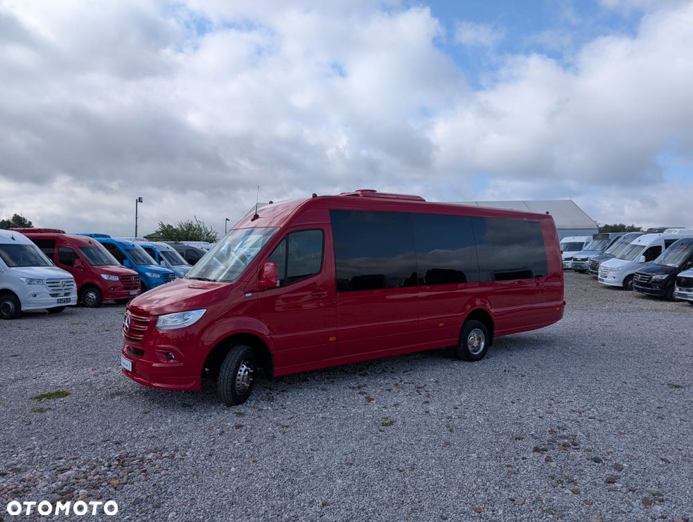 Mercedes-Benz Sprinter 517 - 11
