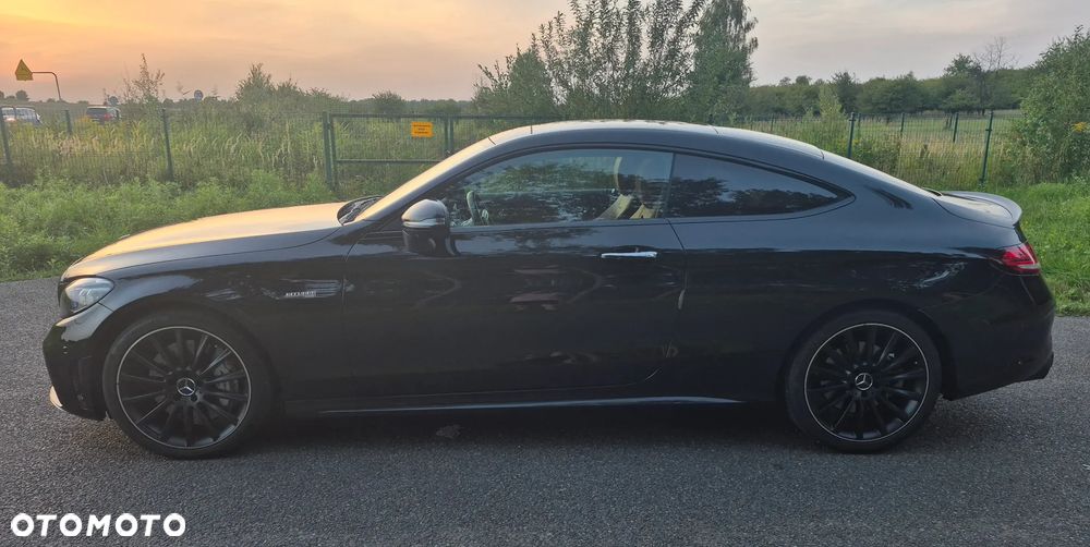Mercedes-Benz Klasa C 43 AMG 4MATIC - 25