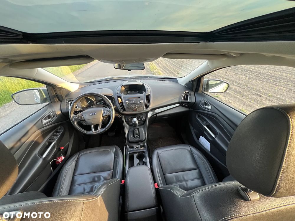 Ford Kuga 1.5 EcoBoost 4x4 Titanium - 8
