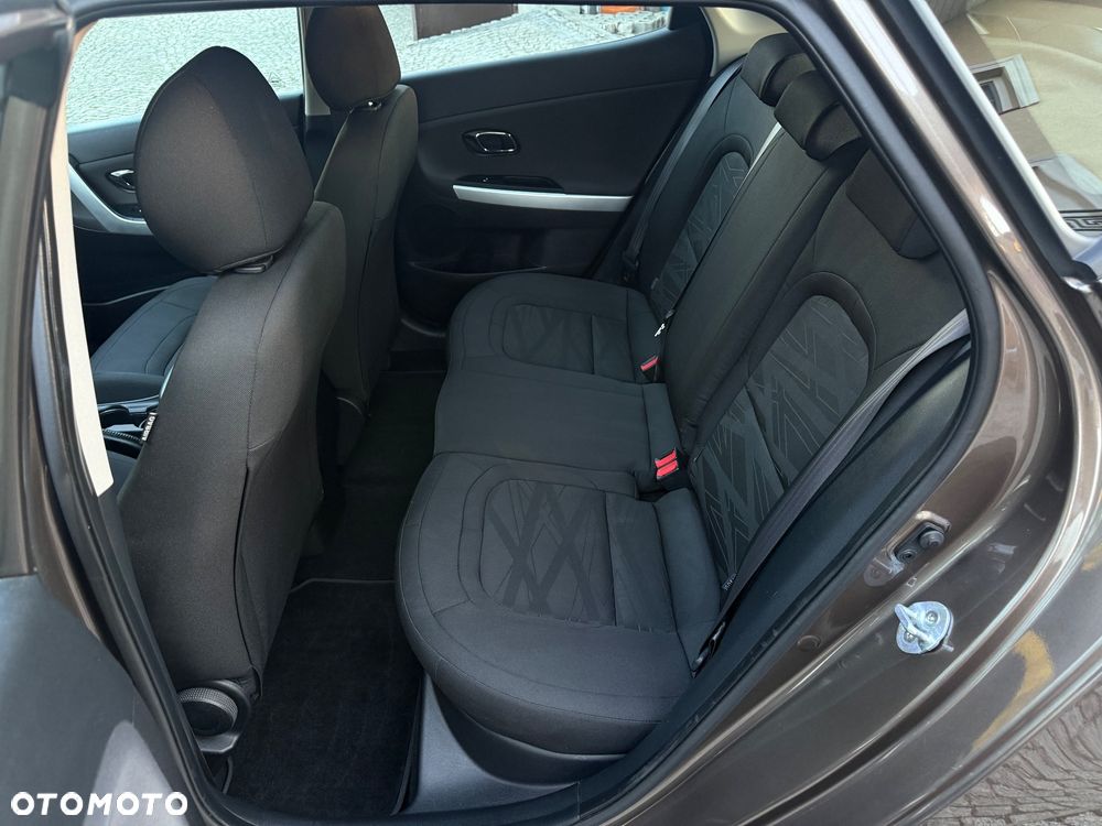 Kia Ceed 1.4 CVVT Dream Team Edition - 31